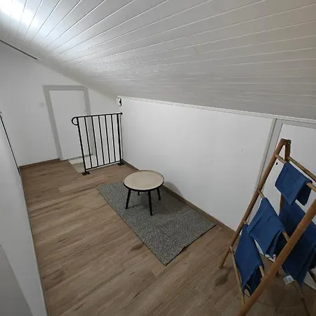 Proche Du Centre Apartment *