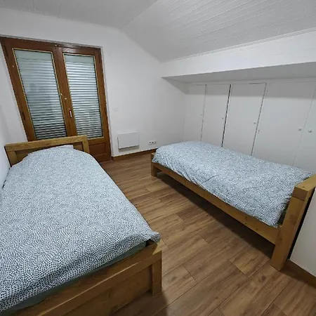 Proche Du Centre Apartment *